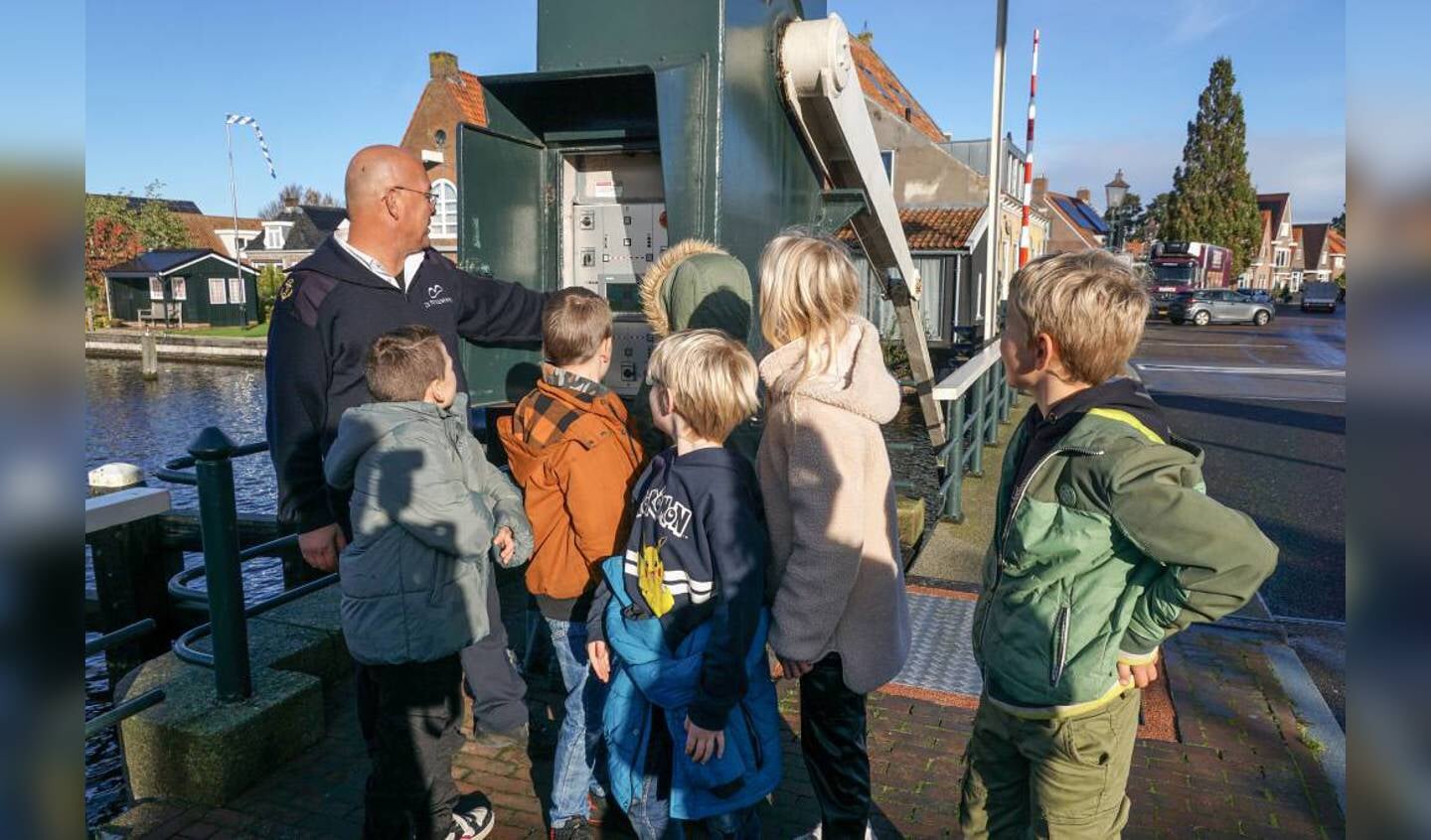 Je bekijkt nu Hoe werkt een brug of sluis? Dat weten leerlingen van De Trieme nu